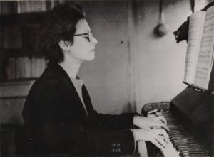 Elsa Barraine 1940 by Public domain